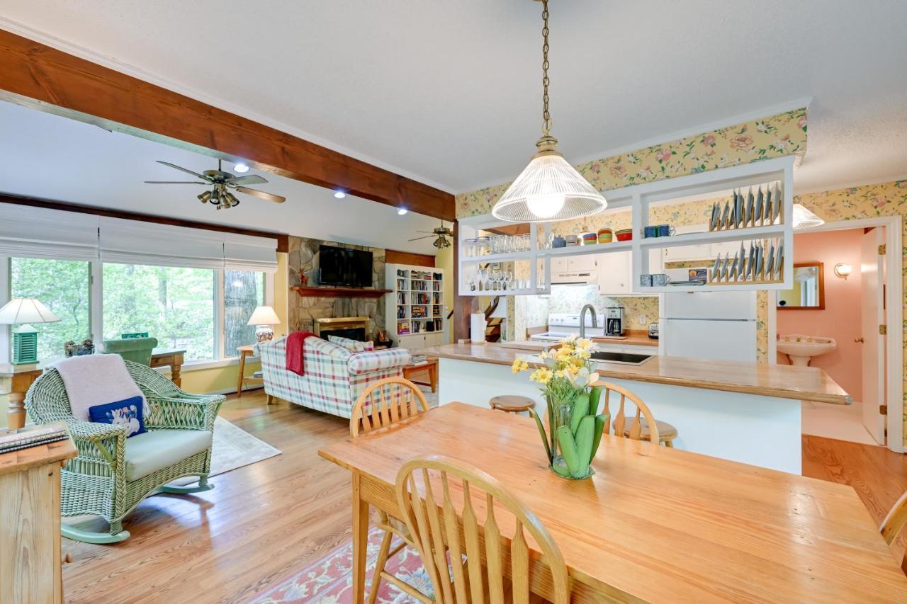 Smallwood Cute Highlands Home With Screened Porch! Экстерьер фото